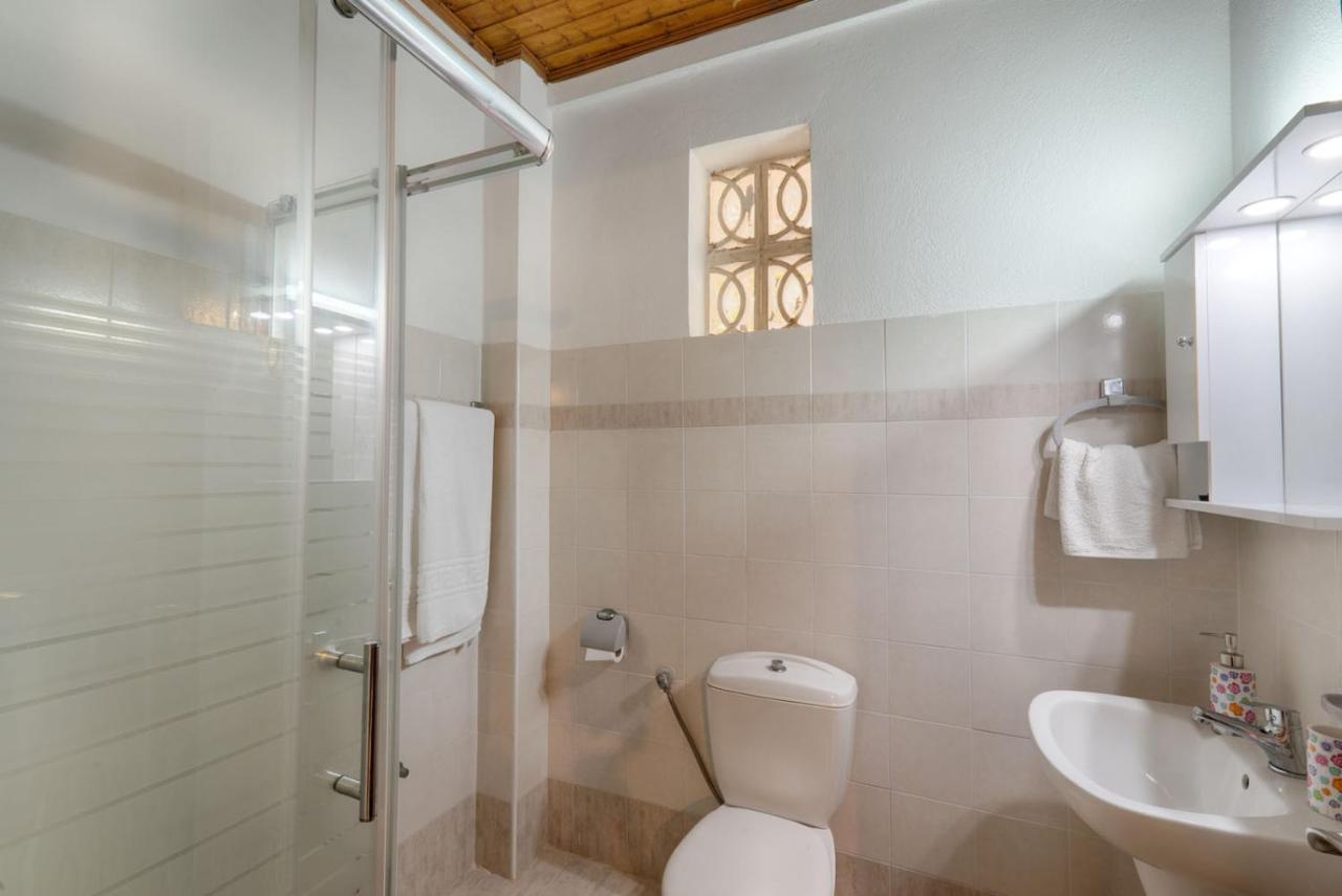 Christinas Apartments Άγιος Ματθαίος Εξωτερικό φωτογραφία